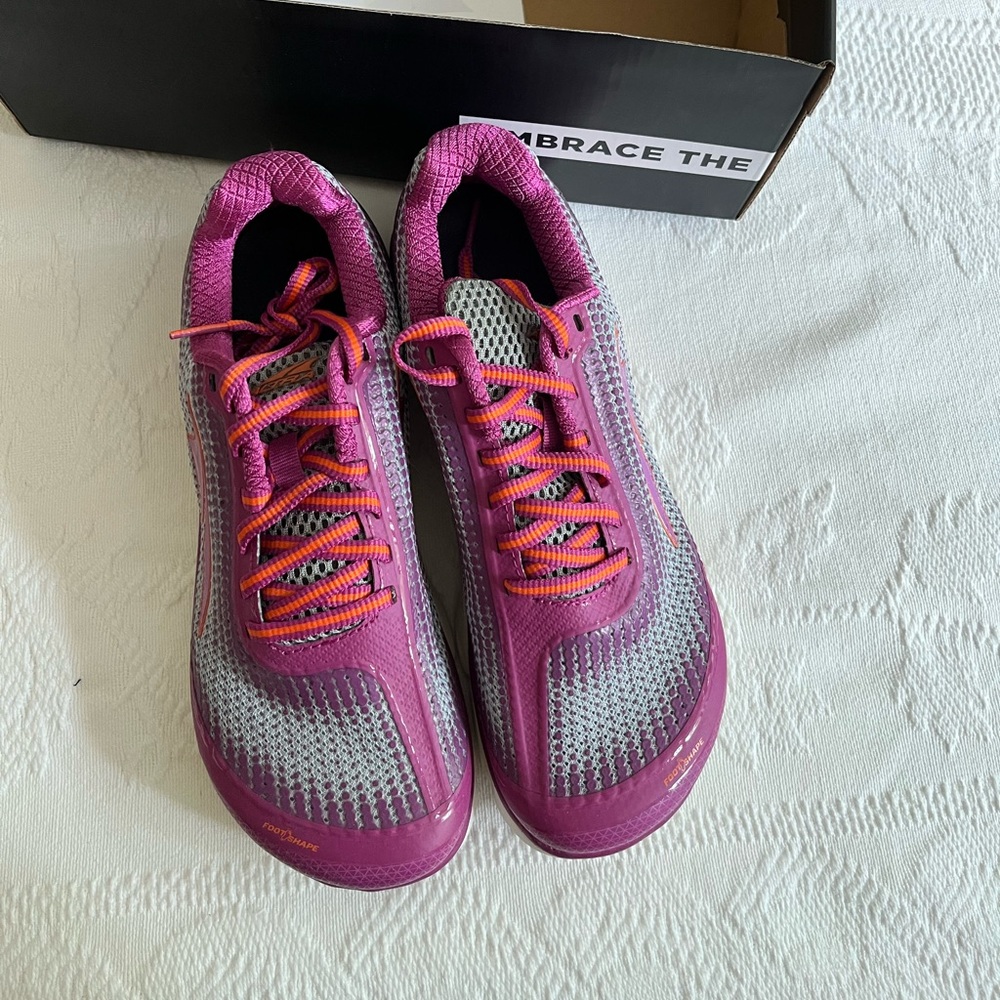 NWT Altra Torin 4 running shoes